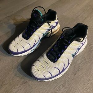 Nike air max plus white grape ice size 11.5